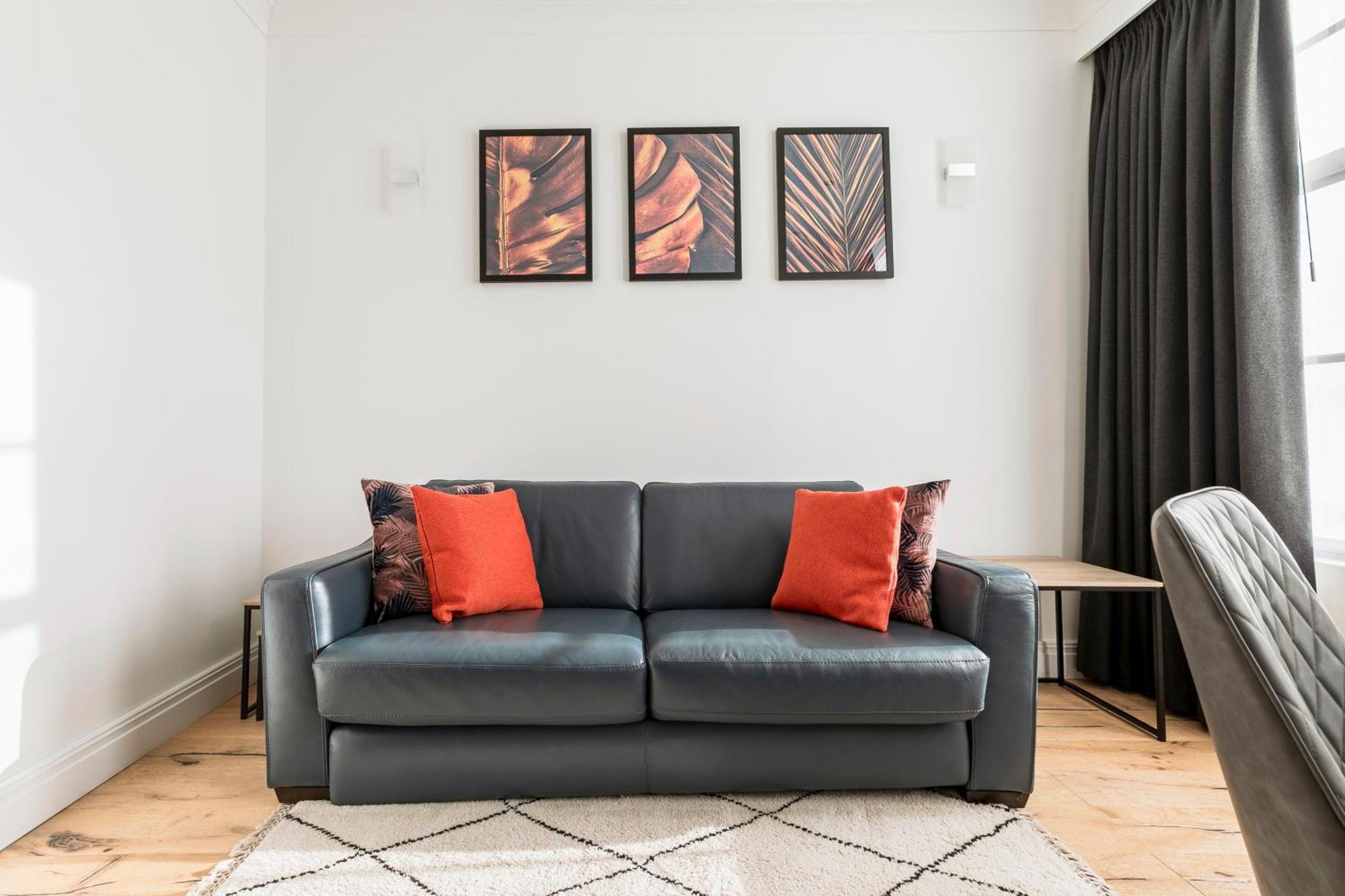 Modern Aptmt, 2 Stops To Central London, Smart Lock, Netflix 일링 외부 사진
